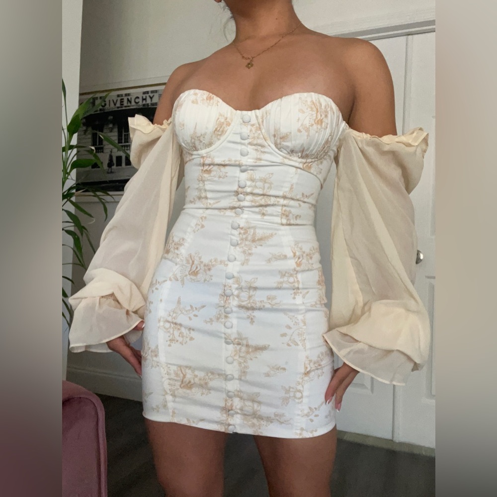 Oh Polly mini long sleeve dress